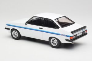 Ford Escort Mk2 RS 2000 Biały MCG 1:18 MCG18439 Metal — zdjęcie 5 z 6