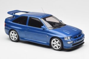 Ford Escort RS Cosworth Niebieski IXO 1:18 18CMC180 Metal — zdjęcie 4 z 6
