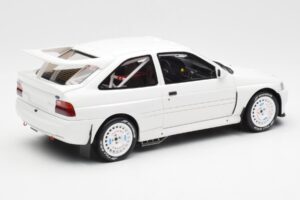 Ford Escort RS Cosworth Group A Biały Otto 1:18 OT1025 Żywica — zdjęcie 2 z 6