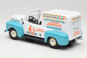 Ford F-1 Howard Johnson's Ice Cream Road Signature 1:18 92229 Metal — zdjęcie 5 z 6