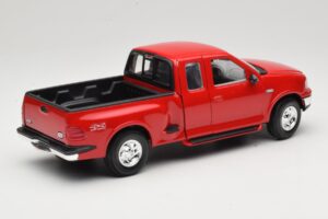 Ford F-150 Flareside SuperCab Czerwony Mira 1:18 6217 Metal — zdjęcie 3 z 8