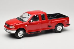 Ford F-150 Flareside SuperCab Czerwony Mira 1:18 6217 Metal