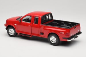 Ford F-150 Flareside SuperCab Czerwony Mira 1:18 6217 Metal — zdjęcie 7 z 8