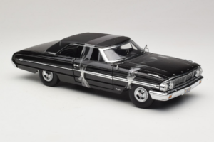 Ford Galaxie 500 Men in Black 3 Movie GreenLight 1:18 15301 Metal — zdjęcie 4 z 6