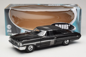 Ford Galaxie 500 Men in Black 3 Movie GreenLight 1:18 15301 Metal — zdjęcie 6 z 6