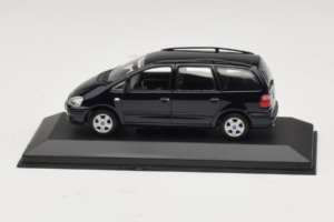 Ford Galaxy Mk2 Czarny Minichamps 1:43 GALAXY002 Metal