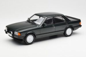 Ford Granada Mk2 2.8 Injection Ciemnozielony MCG 1:18 MCG18263 Metal