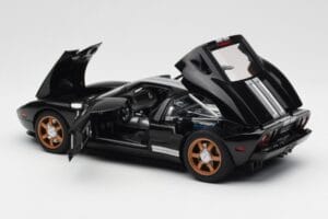 Ford GT Czarny Z Białymi Pasami AUTOart 1:18 73023 Metal — zdjęcie 5 z 8