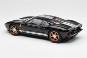 Ford GT Czarny Z Białymi Pasami AUTOart 1:18 73023 Metal — zdjęcie 7 z 8