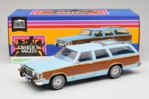 Ford LTD Country Squire Charlie's Angels Movie GreenLight 1:18 19066 Metal — zdjęcie 8 z 8