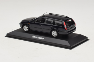 Ford Mondeo Mk3 Touring Czarny Minichamps 1:43 MONDEO003 Metal — zdjęcie 3 z 4