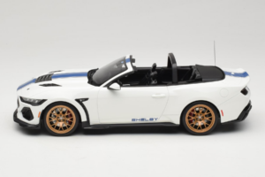 Ford Mustang S650 Shelby Super Snake Oxford White GT Spirit 1:18 GT572 Żywica — zdjęcie 3 z 6