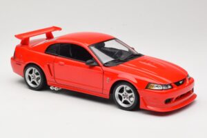 Ford Mustang SVT Cobra R SN95 Czerwony Maisto 1:18 531872 Metal — zdjęcie 6 z 8