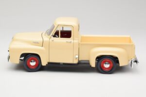 Ford Pickup Colonial Biały Road Legends 1:18 92148 Metal — zdjęcie 4 z 8