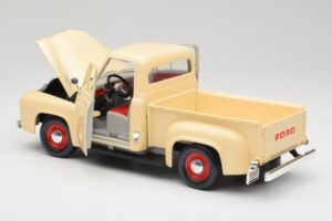 Ford Pickup Colonial Biały Road Legends 1:18 92148 Metal — zdjęcie 5 z 8