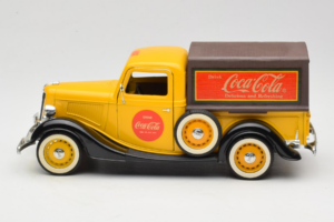 Ford Pick Up Michelin Solido 1:18 8024 Metal — zdjęcie 4 z 8