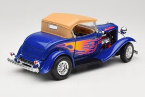 Ford Roadster Street Rod Niebieski with Fire Road Signature 1:18 92249 Metal — zdjęcie 3 z 8
