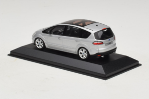 Ford S-Max Srebrny Minichamps 1:43 SMAX001 Metal — zdjęcie 3 z 5