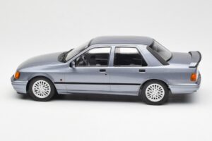 Ford Sierra RS Cosworth Jasnoniebieski MCG 1:18 MCG18174 Metal — zdjęcie 3 z 6