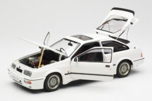 Ford Sierra RS Cosworth Biały AUTOart 1:18 72862 Metal — zdjęcie 2 z 8