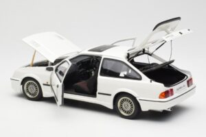 Ford Sierra RS Cosworth Biały AUTOart 1:18 72862 Metal — zdjęcie 5 z 8