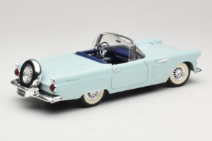Ford Thunderbird Zielony Revell 1:18 8804-G1 Metal — zdjęcie 3 z 8