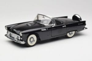 Ford Thunderbird Kabriolet Czarny Revell 1:18 8818-M1 Metal