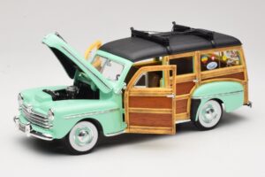 Ford Woody Panel Wagon Miętowy Zielony Road Signature 1:18 20028 Metal — zdjęcie 2 z 8