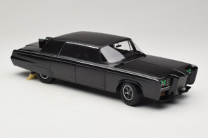 Chrysler Imperial Black Beauty Green Hornet TV Series AUTOart 1:18 71546 Metal — zdjęcie 6 z 8