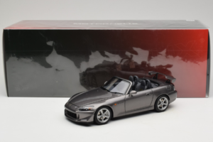Honda S2000 AP2 Type S Moon Rock Metallic MotorHelix 1:18 M85111 Metal — zdjęcie 9 z 9