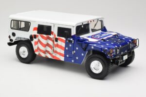 Hummer H1 AM General Gore-Lieberman Humvee America Exoto 1:18 1807 Metal — zdjęcie 6 z 8