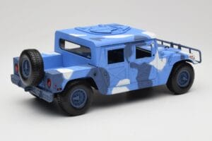 Hummer H1 Humvee Niebieski & Biały Motormax 1:18 73157 Metal — zdjęcie 3 z 8