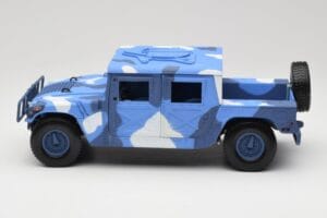 Hummer H1 Humvee Niebieski & Biały Motormax 1:18 73157 Metal — zdjęcie 4 z 8