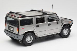 Hummer H2 Srebrny Maisto 1:18 7449569 Metal — zdjęcie 3 z 8