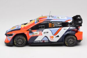 Hyundai i20 N Rally1 #11 T. Neuville / M. Wydaeghe Rally Japan WRC World Champion 2024 IXO 1:18 18RMC228 Metal — zdjęcie 3 z 6
