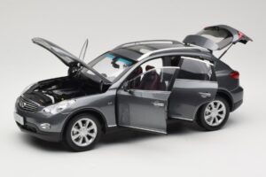 Infiniti EX25 J50 Grey Metallic Paudi 1:18 81L0049 Metal — zdjęcie 2 z 8