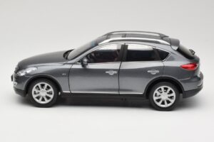 Infiniti EX25 J50 Grey Metallic Paudi 1:18 81L0049 Metal — zdjęcie 4 z 8