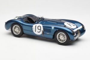 Jaguar C-Type #19 J. Stewart Ecurie Ecosse Goodwood Members Meeting 1954 CMC 1:18 M-192 Metal — zdjęcie 4 z 6