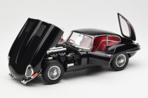 Jaguar E-Type 3.8 Series 1 Czarny Kyosho 1:18 08954BK Metal — zdjęcie 2 z 8