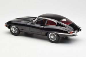 Jaguar E-Type 3.8 Series 1 Czarny Kyosho 1:18 08954BK Metal — zdjęcie 7 z 8