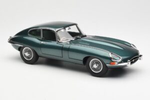 Jaguar E-Type 3.8 Series 1 Ciemny Zielony Kyosho 1:18 08954DG Metal — zdjęcie 6 z 8
