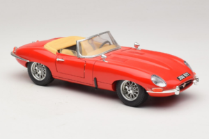 Jaguar E-Type Series 1 Kabriolet Czerwony Bburago 1:18 3038 Metal — zdjęcie 7 z 8