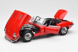 Jaguar E-Type Roadster Series III V12 Czerwony AUTOart 1:18 73523 Metal — zdjęcie 2 z 8