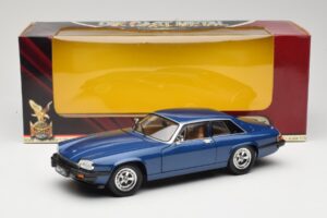 Jaguar XJ-S Niebieski Road Signature 1:18 92658 Metal — zdjęcie 8 z 8