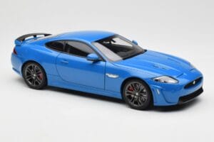 Jaguar XKR-S X150 French Racing Niebieski AUTOart 1:18 73641 Metal — zdjęcie 6 z 8