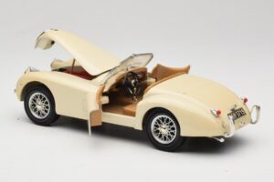 Jaguar XK120 Biały Eduscho 1:18 7482-1HTH Metal — zdjęcie 5 z 8