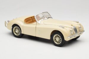 Jaguar XK120 Biały Eduscho 1:18 7482-1HTH Metal — zdjęcie 6 z 8