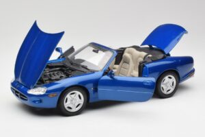 Jaguar XK8 X100 Kabriolet Azure Niebieski Maisto 1:18 50286 Metal — zdjęcie 2 z 8