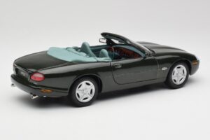 Jaguar XK8 X100 Kabriolet British Racing Zielony Maisto 1:18 50285 Metal — zdjęcie 3 z 8