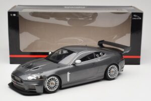 Jaguar XKR GT3 Grey Metallic Minichamps 1:18 150081390 Metal — zdjęcie 6 z 6